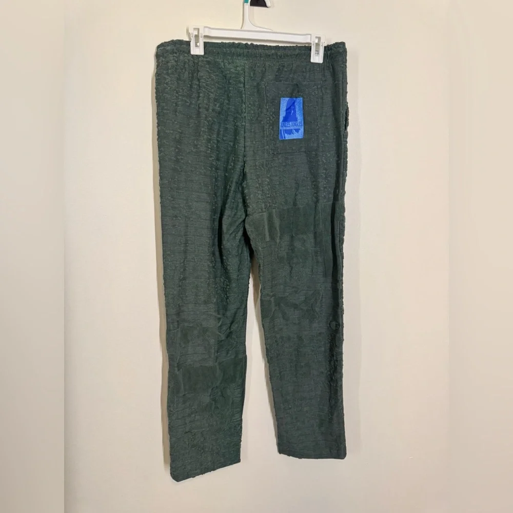 NWT Jungles Textured Drawstring Pants in Dark Green Size Small Terri cloth print